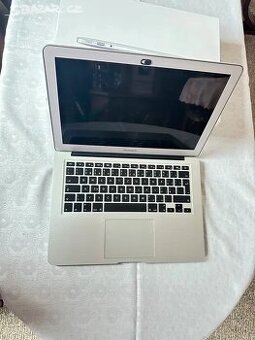 Apple MacBook Air 13,3" TOP STAV nová beterie