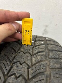 Zimní pneu Sava eskimo HP2 215/55 R16