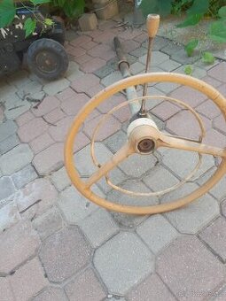 Prodám převodovku rizeni a volant že spartaka kola a 2 pneu