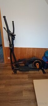FLOW FITNESS Eliptický trenažér Avoriaz