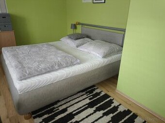 Prodám manželskou postel (letiště)