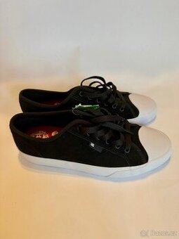 DC nízké pánské boty