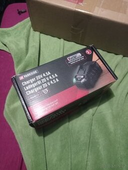 Parkside rychlonabíječka 20v