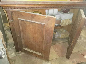 Starožitná skříň - 1