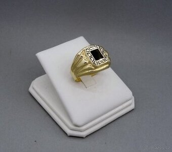 Krásný pánský zlatý prsten