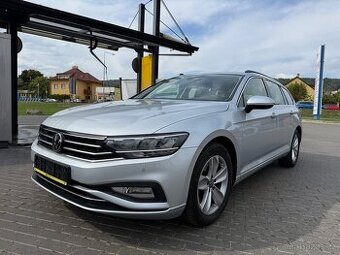 VW Passat Variant 2.0 TSI 140kW DSG ACC 5/2022 151 200 km