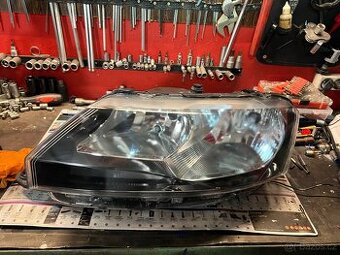 Levé světlo Škoda rapid