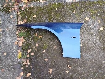 Levý blatník na Bmw e90/e91