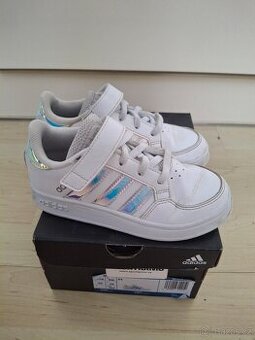 Tenisky Adidas 27