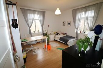 Prodej bytu 3+1, Zlín, 2x parkovací stání