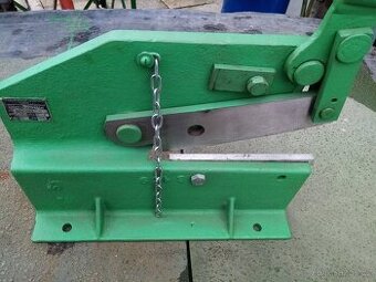 Pákové nůžky - 1