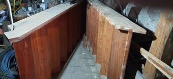 Prodám interierové modřínové schody z masivu.