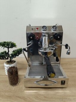 ☕ Pákový kávovar – E61 hlava, profesionální stav ☕