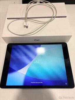 iPad 9. generace + nabíjecí kabel USB C -> Lightning