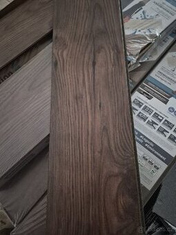 Plovoucí podlaha, voděodolná 30m