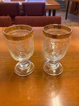 Secesní masivní zlacená sklenice Grogovka