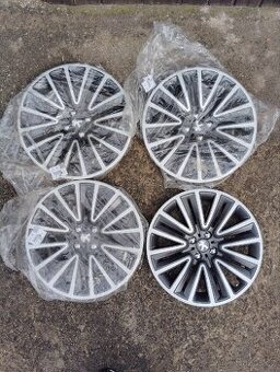 Peugeot kryty kol "16"