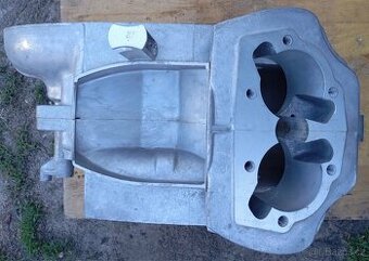 Nová kliková skříň Jawa v perfektním stavu