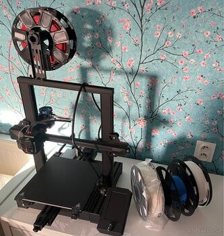 3D tiskárna Ender 3 V2 Neo + filamenty