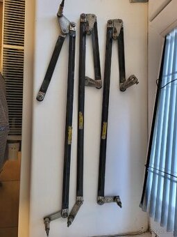 Škoda tahlo, mechanismus stěračů, 105-10