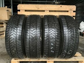 4ks 215/65/17/Pirelli Sottorezo 2016/99H/zimní pneu - 1