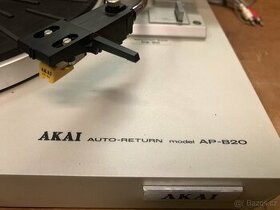 gramofon Akai AP-B20