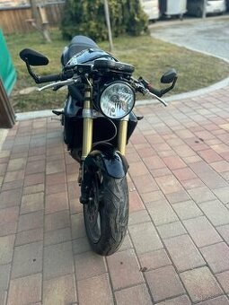 Triumph street triple