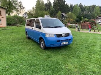 Volkswagen Transporter T5 1.9 TDi 7 Míst GO motoru Long