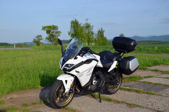 CFMOTO 650GT Premium, najeto 4 tkm, záruka