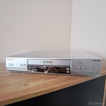 Predám videorekordér Panasonic NV-SV121