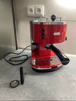 DeLonghi kávovár