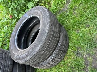 2ks celoročních pneu 215/65 R16 - Michelin