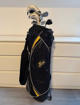 Golfový Bag Cobra plus sada želez Nike SQ Machspeed