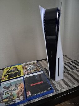 PS5 + 5 her + 2 ovladače + PS Plus Extra – 11 000 Kč