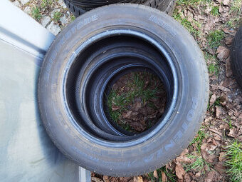 Pneu Bridgestone letni 195/60/15 4-5mm