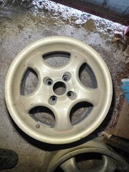 4x100 r 15