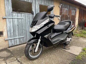 Dily Piaggio X8
