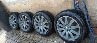 Alfa Romeo 166