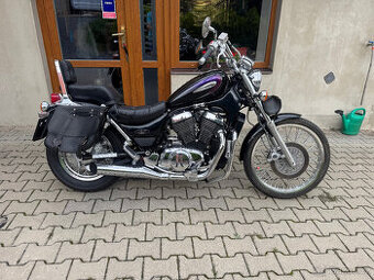 Suzuki VS 800 Intruder