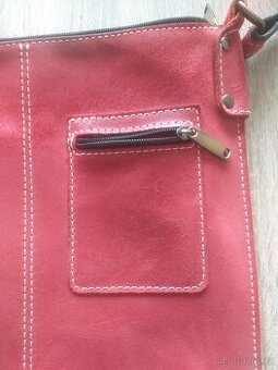 Kožená crossbody kabelka 31 x 35cm