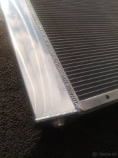 Chevrolet Corvette C3 nový chladič