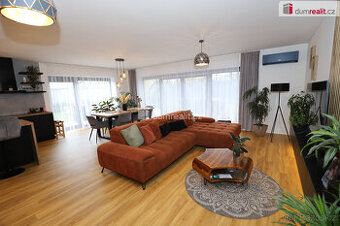 Dokončený zkolaudovaný rodinný dům 5+kk s terasou a zahradou