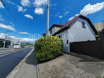 Exklusivní prodej - dům Zlín  tř. T. Bati - k bydlení i podn