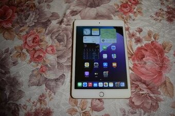 Apple iPad mini 5th Gen, (Wi-Fi Only) - A2133, 64GB,  (7)