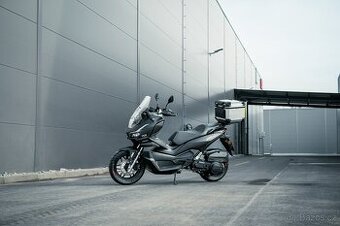 Linhai SCOOTER BUCK 125 ADV E5+, Black