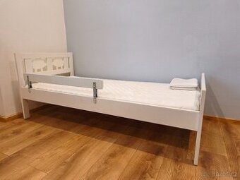 Prodám dětskou postel IKEA KRITTER (s roštem, matrací a chrá