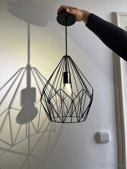 Lustr minimalistický