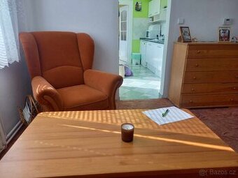 Sedací souprava + 2 křesla (možnost dokoupit i konferenční s