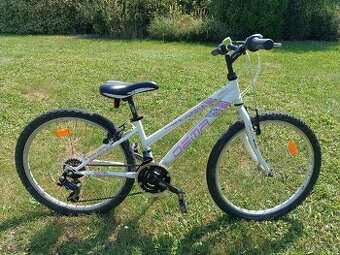 Dívčí kolo Dema Iseo