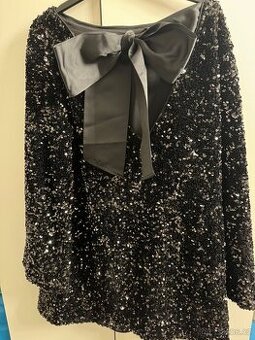 Černé šaty s flitry a mašlí vzadu vel. M H&M